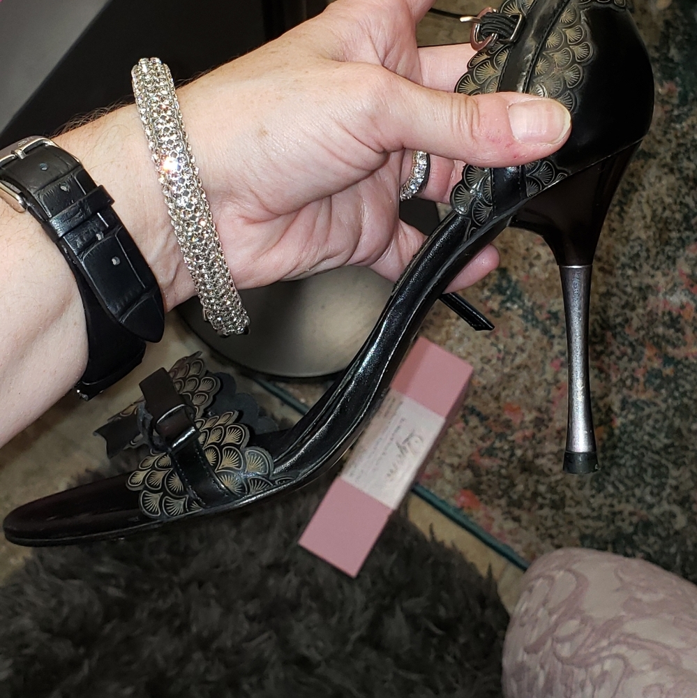 Steve Madden Metal Heel Stilettos 😳😁